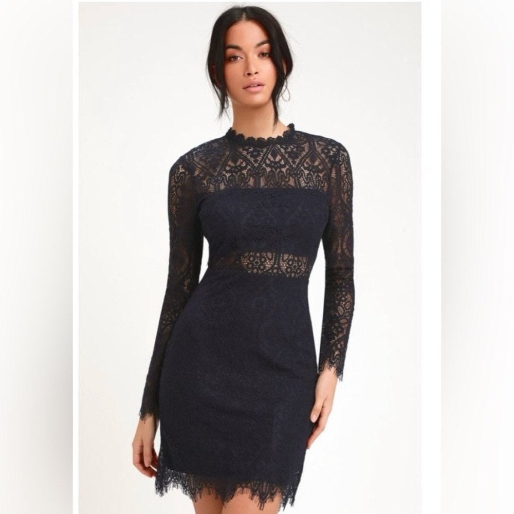 Lulu’s deep navy blue dress 👗